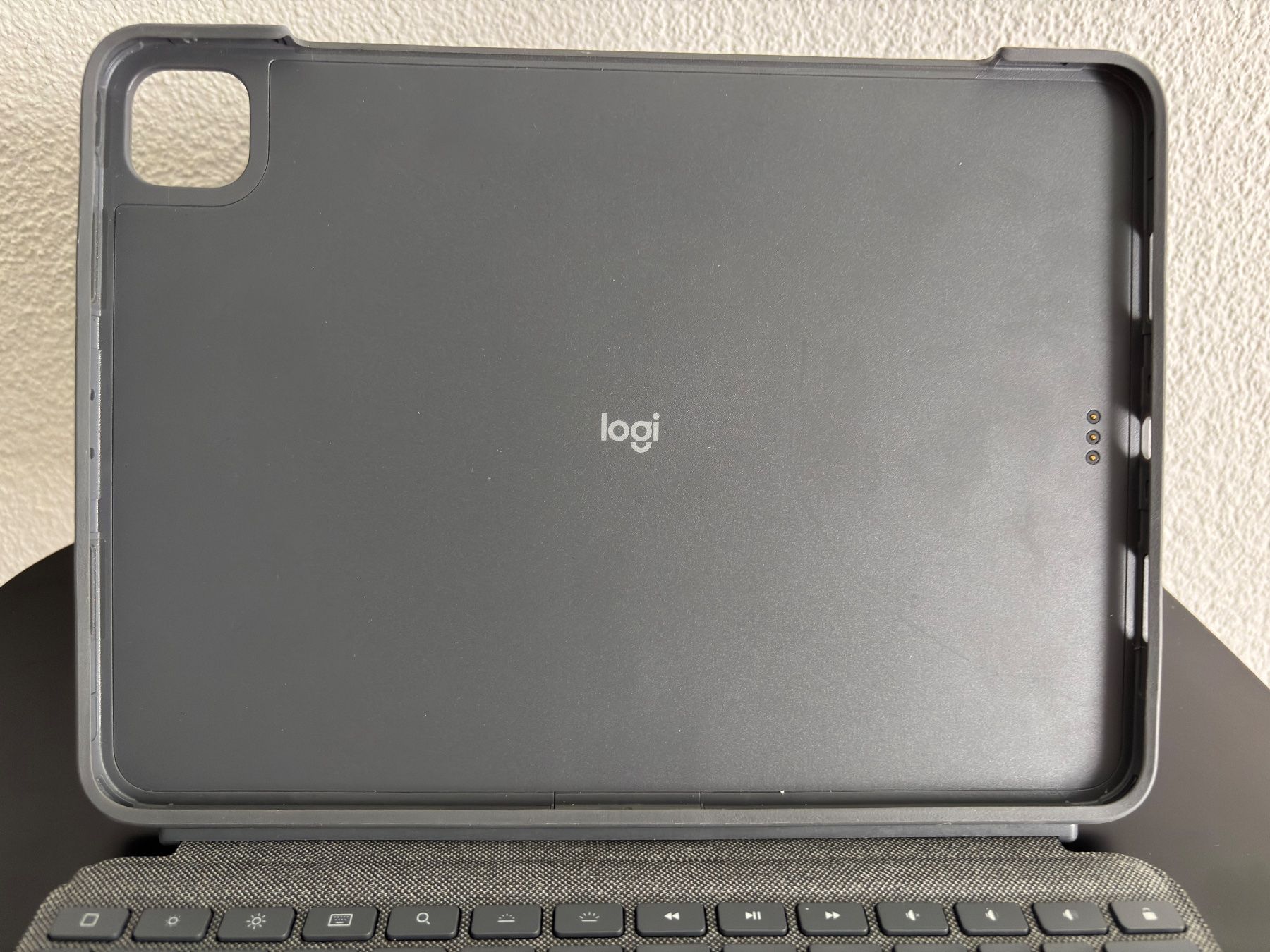 Apple Tastiere: Logitech Combo Touch Tastatur, iPad Pro 11'', mit OVP, neu – Nuovo (secondo la descrizione) da Wettingen venduto da Jasper73 6
