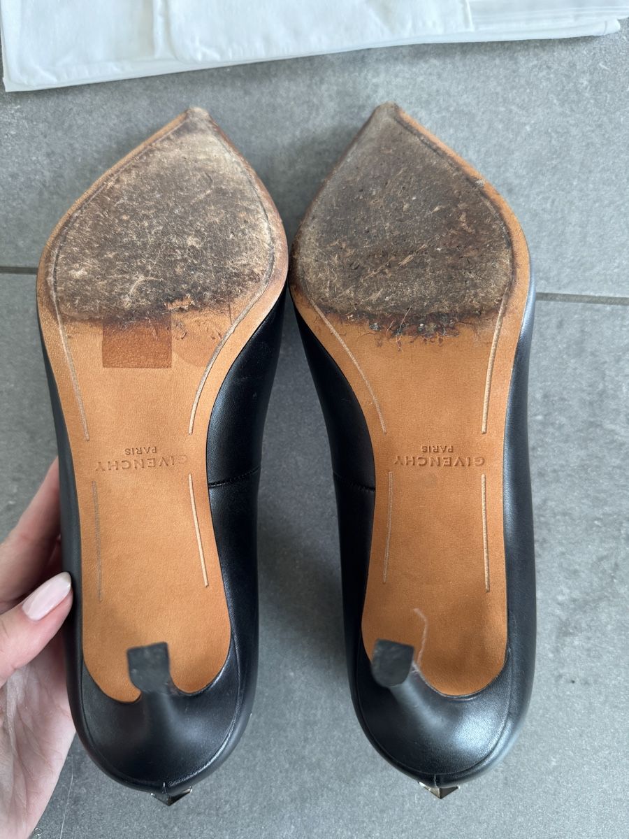 Givenchy Scarpe da donna: Givenchy Star Studded Pumps - schwarz – Nuovo (secondo la descrizione) da Küsnacht ZH venduto da jeli9 4