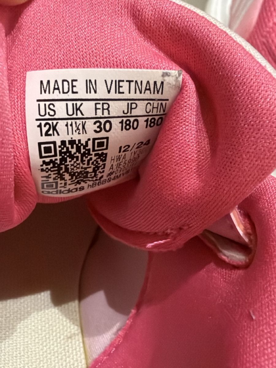 Adidas Schuhe für Mädchen: Adidas Sneaker Mädchen, 30, Cloudfoam, rosa – Neu (gemäss Beschreibung) aus Wilen b. Wil von carpediem25 5