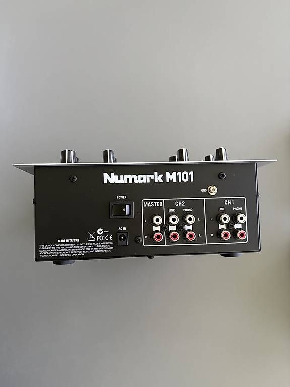 Mischpulte: DJ Mixer Numark M101 – Gebraucht aus St. Gallen von dieamsel 1