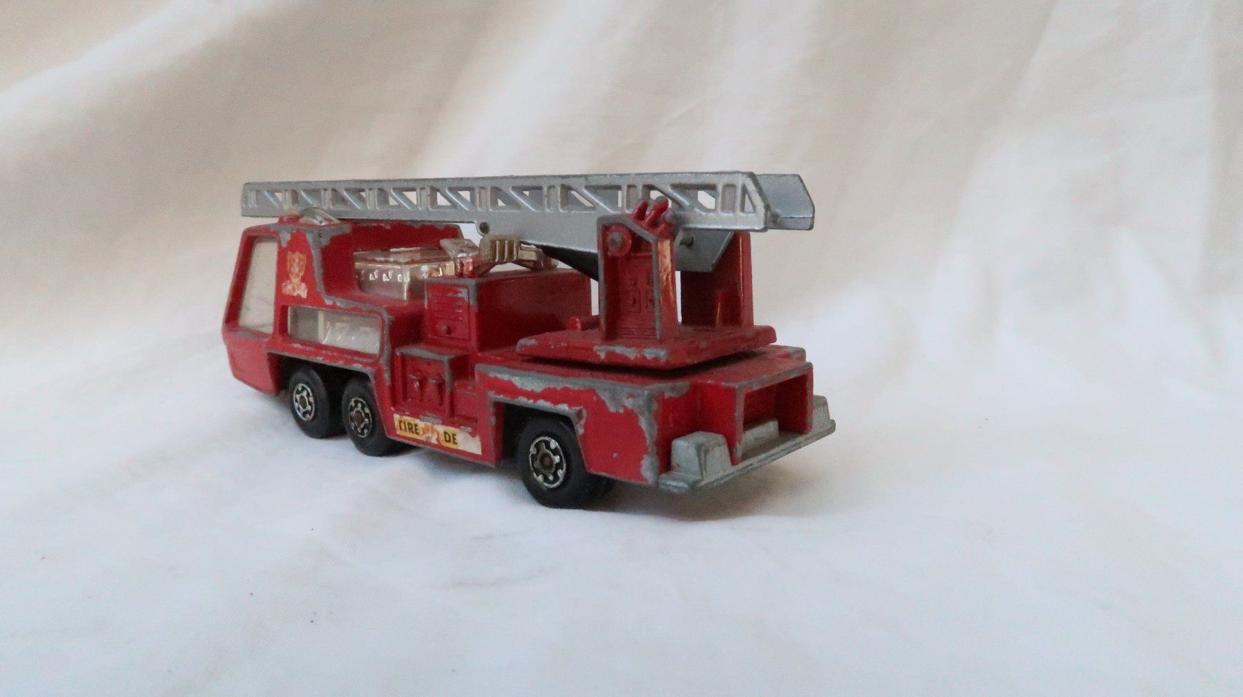 Matchbox Modellini d'auto: Matchbox SuperKings K-9 Fire Tender – Usato da Muttenz venduto da Laeckerlihamschter 2