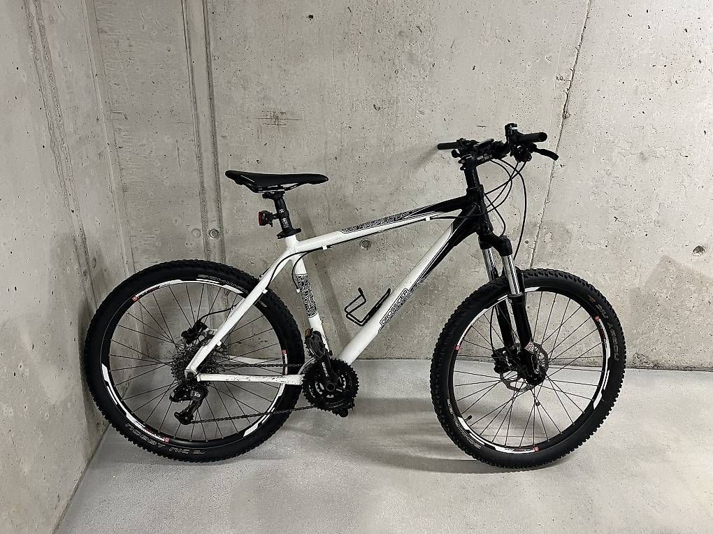 Vélos: Drössiger Mountainbike – D'occasion à Rickenbach ZH par flavio.carnuccio 1