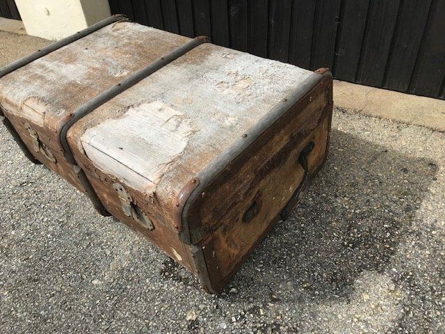 Truhen: Ancienne malle pour décoration – Gebraucht aus Chézard St Martin von schmitt 3
