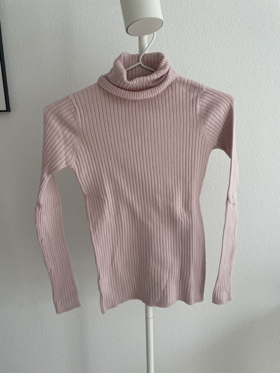 Maglioni & Felpe: 2 Süsse Rollkragenpullover M und S Grösse – Usato da Rorschach venduto da zlatokosa85