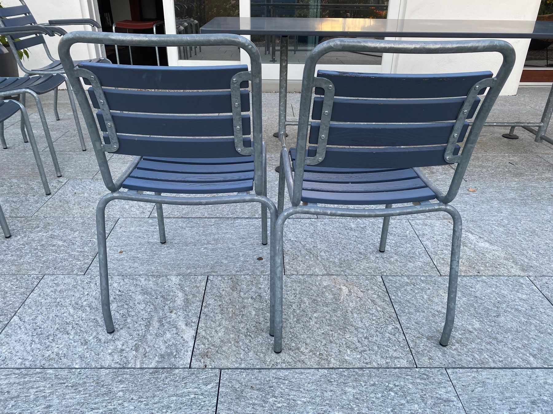 Atelier Alinea Tische: Alinea-Gartentisch Länge 240cm mit 6 Stühlen – Gebraucht aus Binningen von schmidt-m 6