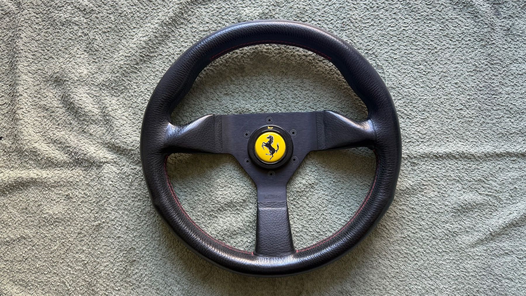 Ferrari Tutti pezzi di ricambio auto: MOMO Volante Ferrari – Usato da Monte Carasso venduto da Ely67