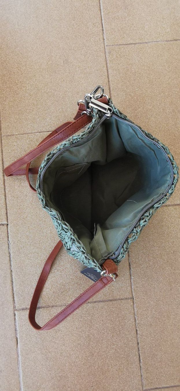 Borse da donna: Clutch Tasche – Nuovo e nell'imballaggio originale da Volketswil venduto da lullu64 2
