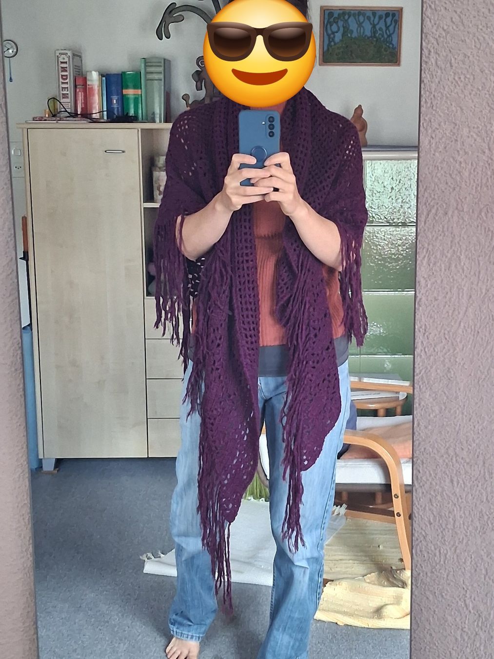 Foulard & Sciarpe: Grosser handgestrickter violetter Schal mit Fransen – Usato da Wald ZH venduto da e8e 1