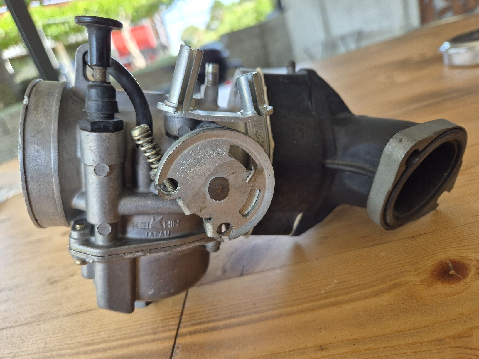 Harley-Davidson Tutti i ricambio per moto: Vergaser Screamin EAGLE  – Usato da Hugelshofen venduto da Rogoli 1