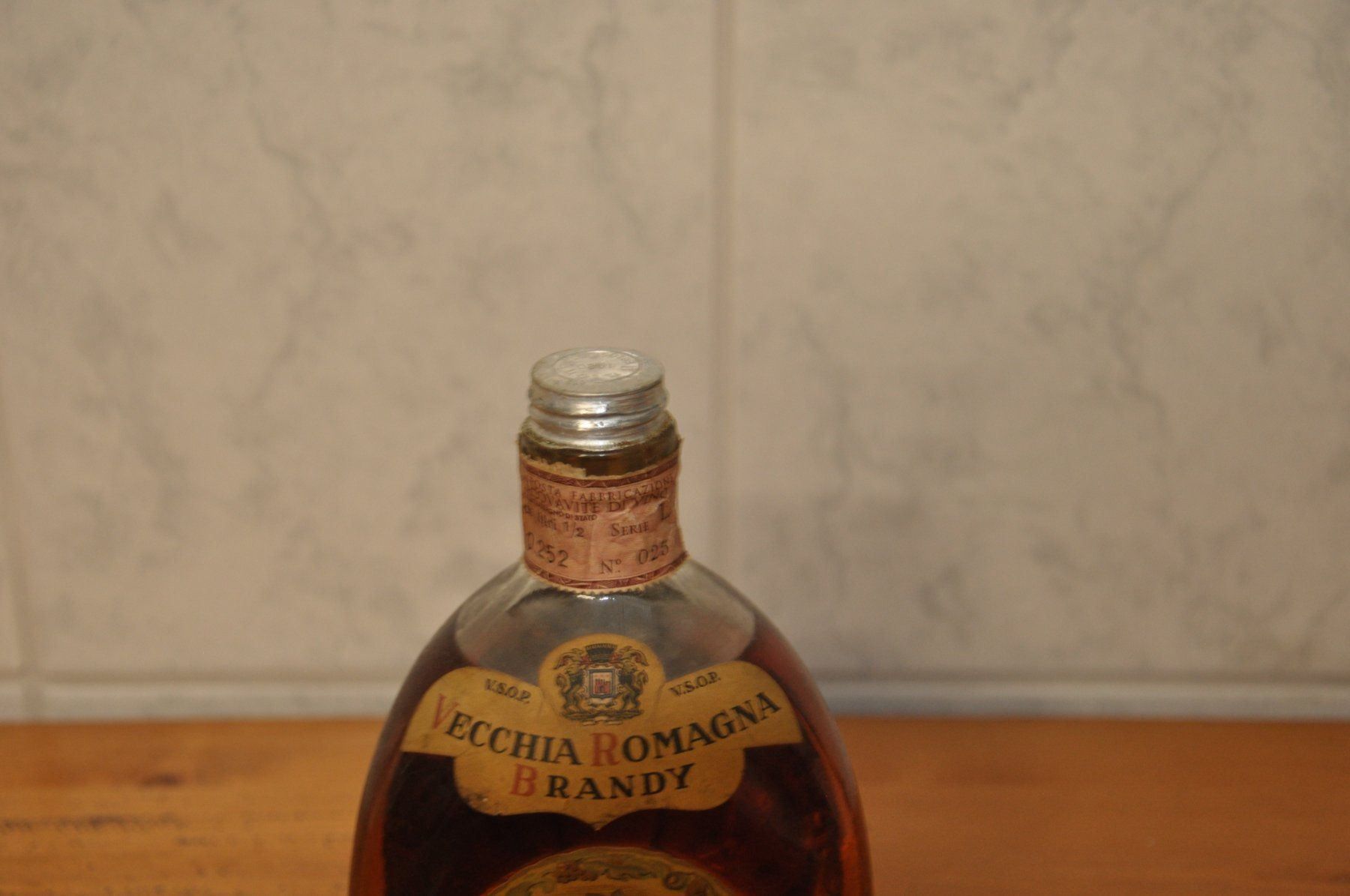 Bevande alcoliche: Vecchia Romagna Brandy – Nuovo e nell'imballaggio originale da Rothrist venduto da Sheriff94 3