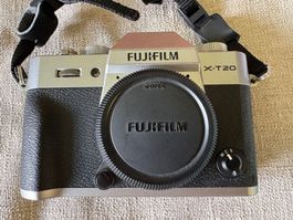 Fujifilm X-T20 Digitalkamera mit 18-55 & 55-200mm