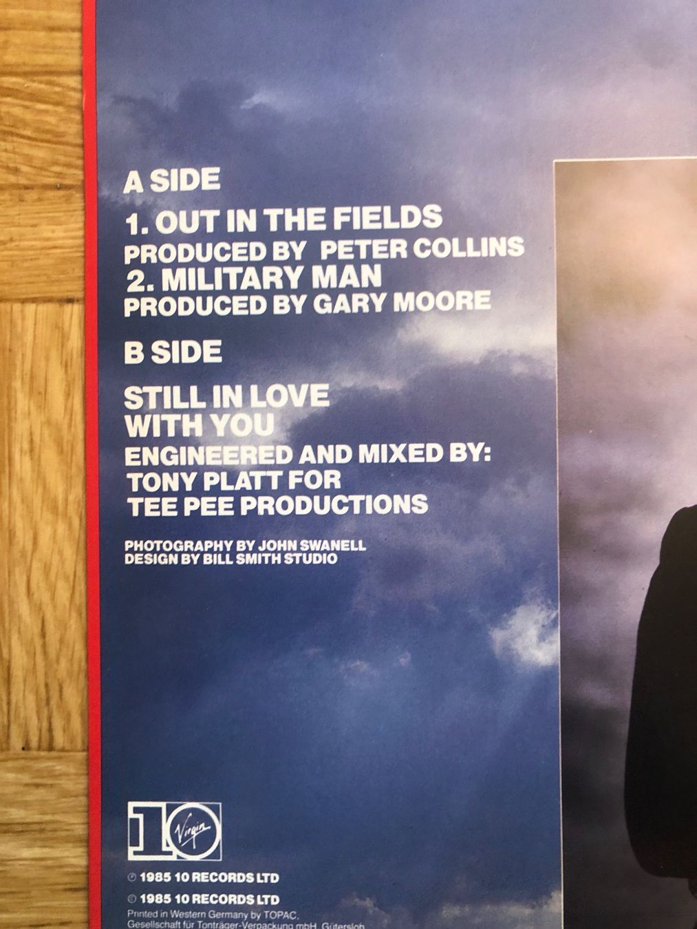 Dischi in vinile: GARY MOORE PHIL LYNOTT   MAXI SINGLE  OUT IN THE FIELDS 1985 – Usato da basel venduto da Lastcall 2