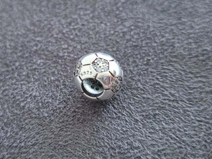 Anhänger: Silber Charm Fussball +Garantie – Neu (gemäss Beschreibung) aus Rotkreuz von Carbone_Bijou-Shop 1