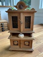 Antiker Puppenküchenschrank Gottschalk 1920