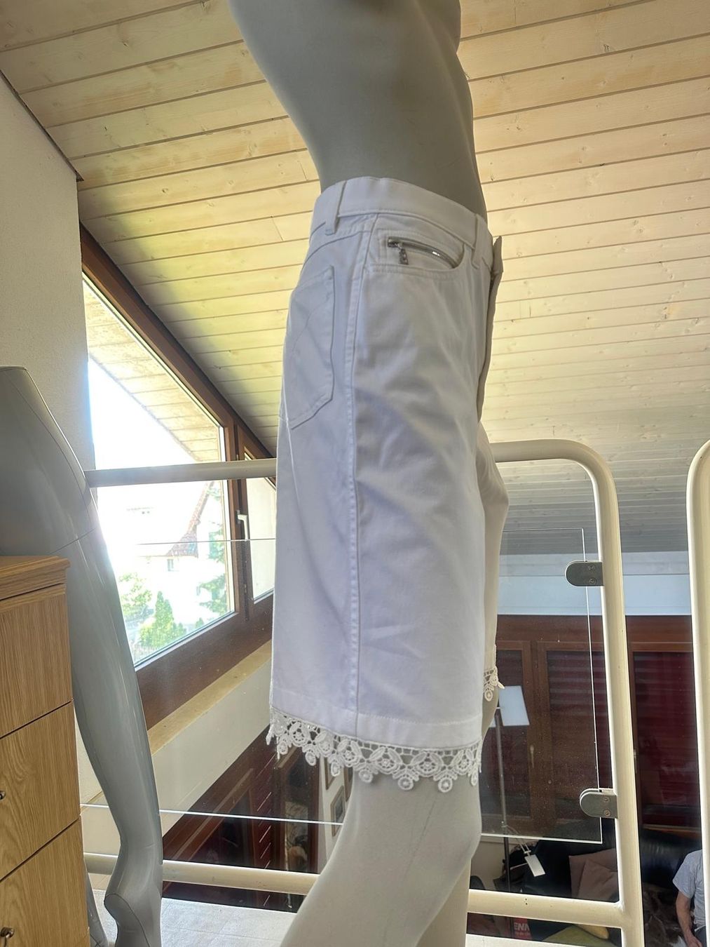 Bogner Pantaloni: Schöne Bermuda-Shorts von BOGNER – Usato da Neuhausen venduto da Lechasseur 7