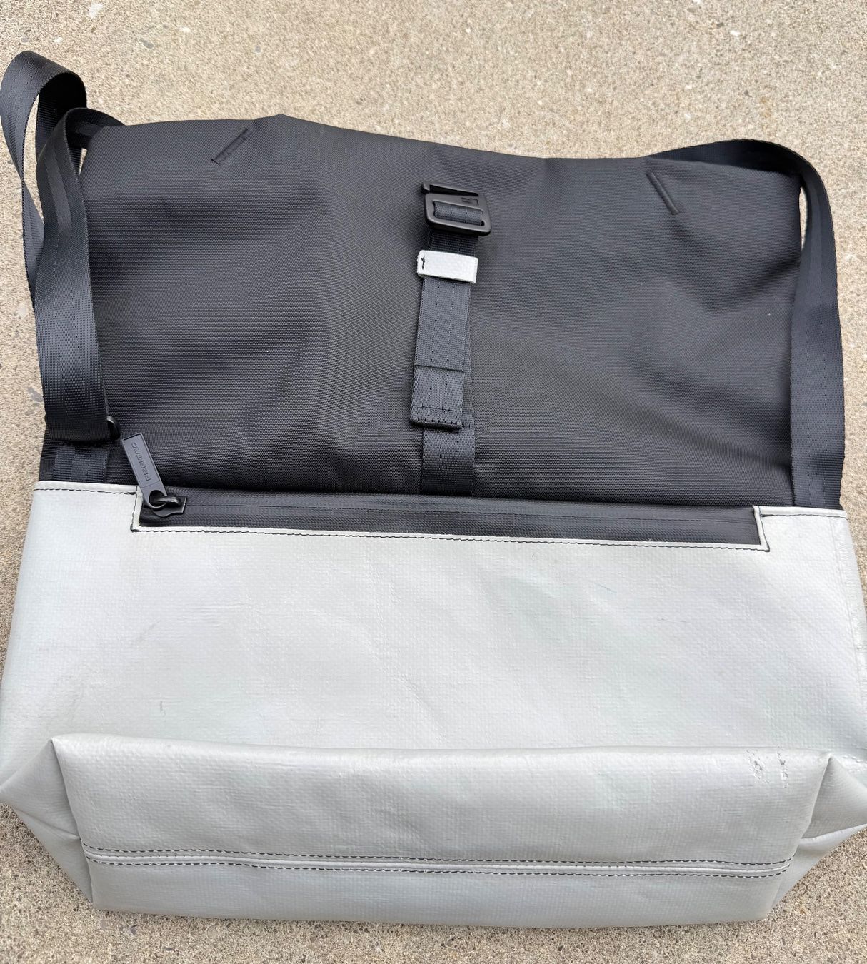Freitag Taschen: Freitag, Rollin, hellgrau – Neu (gemäss Beschreibung) aus Brugg AG von Lullemu 5