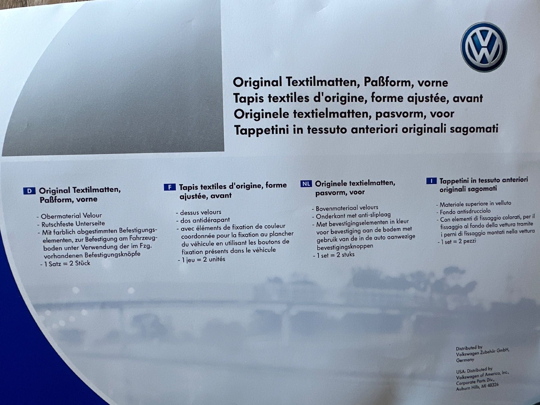 VW Tapis / Bacs: VW Orginal Textilmatte, Passform vorne rechts – Neuf (Voir description) à Pfaffhausen par Kiwi094 1