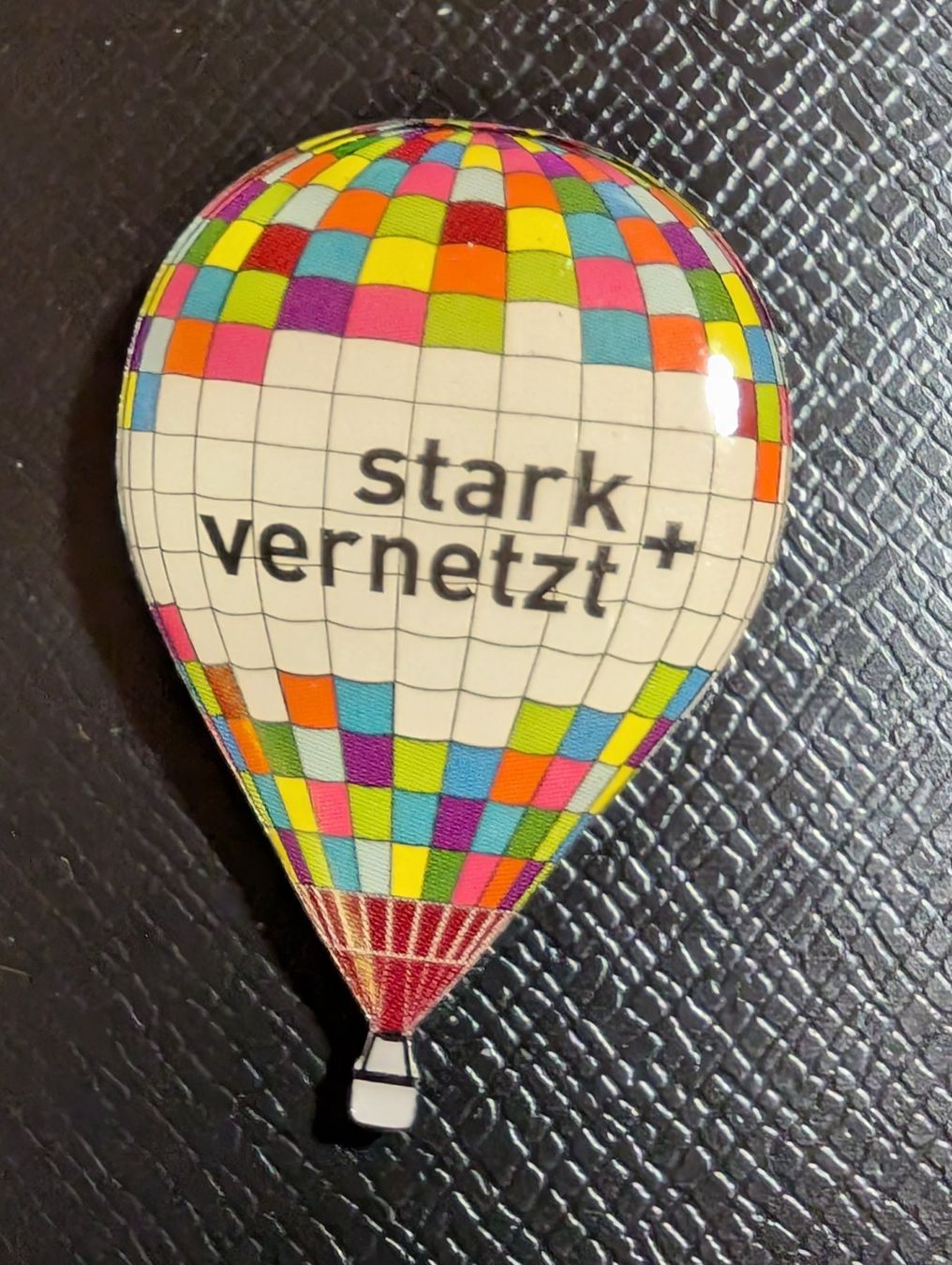 Placchette & Badge: Ansteckpin Ordner: Luftballon – Usato da Oppligen venduto da Pin-Fall-Shop