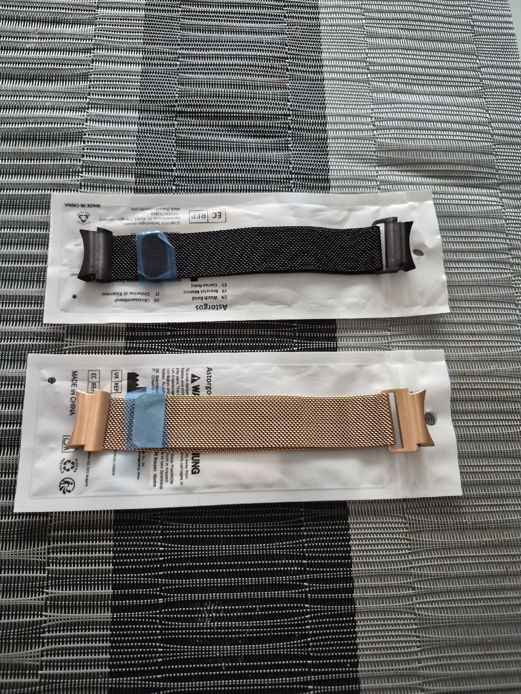 Bracciali & Braccialetti: Watch galaxy Armband – Nuovo e nell'imballaggio originale da Diessenhofen venduto da baby000
