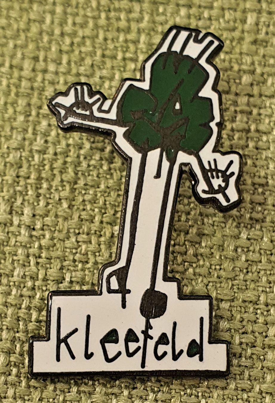 Placchette & Badge: O899 - Kunst Pin Kleefeld – Usato da Reinach BL venduto da Boston-Verkauf