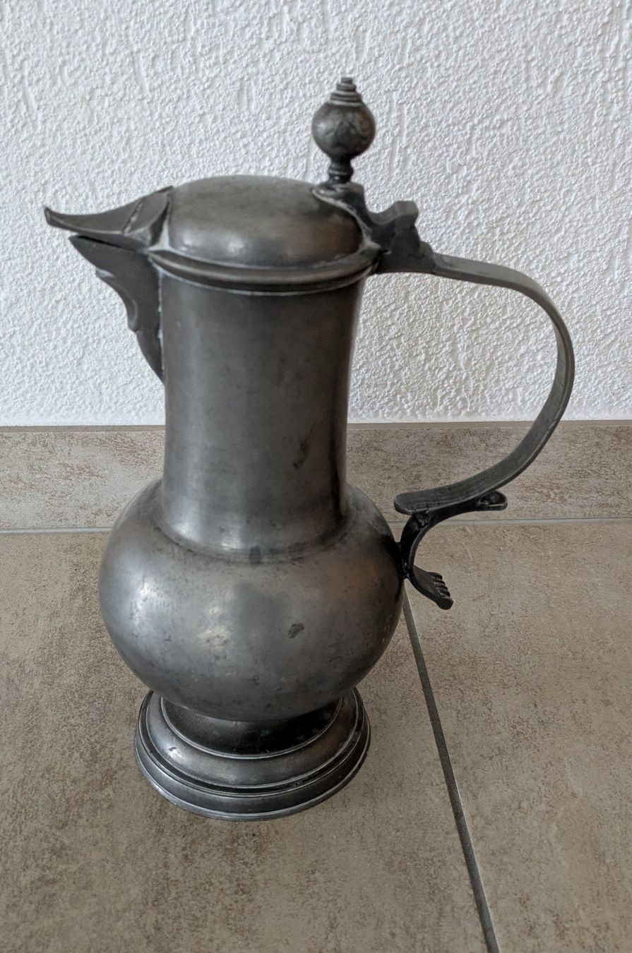 Caraffe: Antiker Zinnkrug – Usato da Zetzwil venduto da Stritzi 1