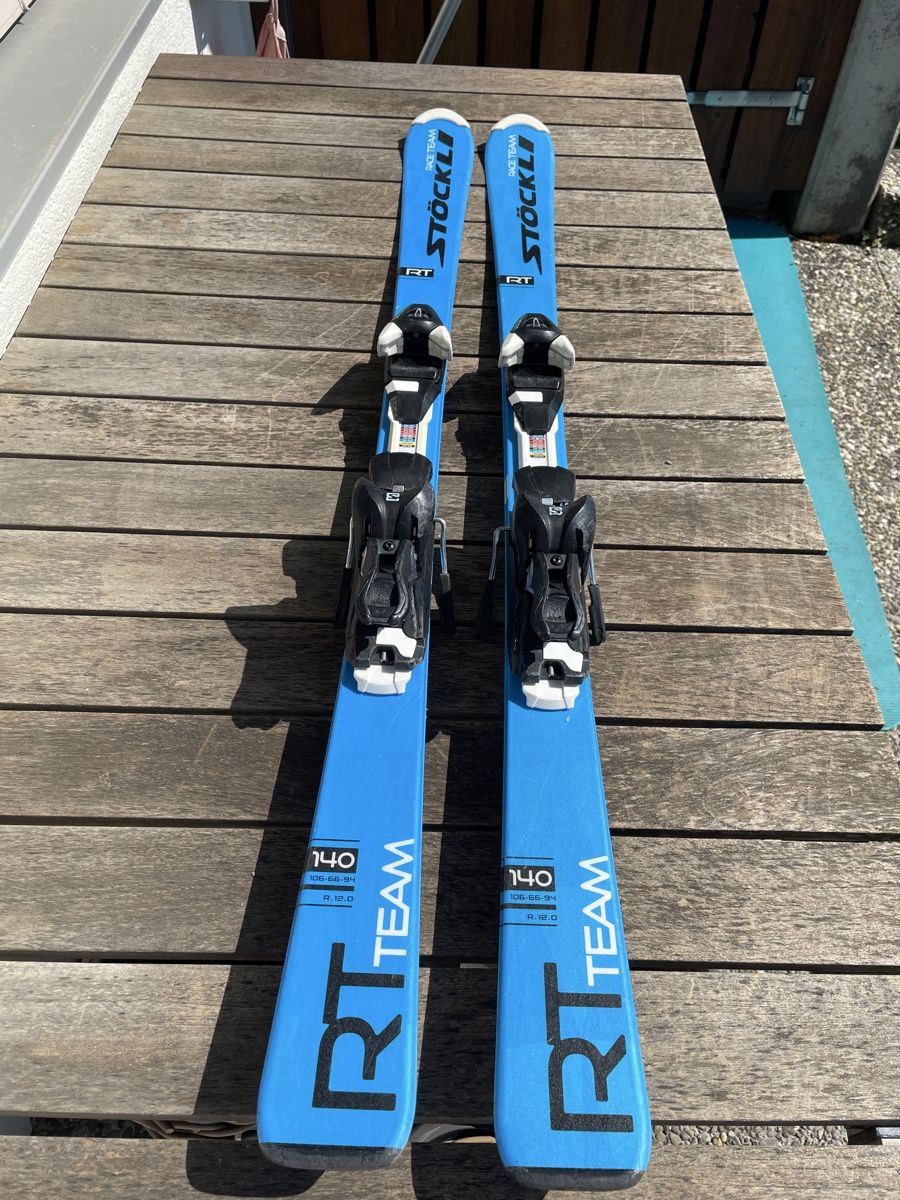 Stöckli Sci: Stöckli Kinder Ski – Usato da Lengnau AG venduto da DrSnugglers