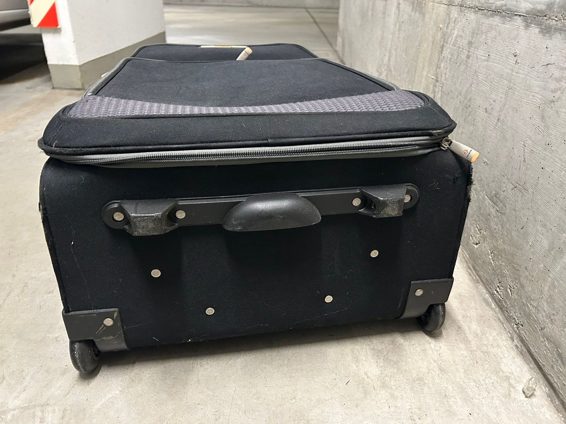 Altro in Aeronautica: Trolley da viaggio Decent nero – Usato da Melano venduto da H-Sara 2
