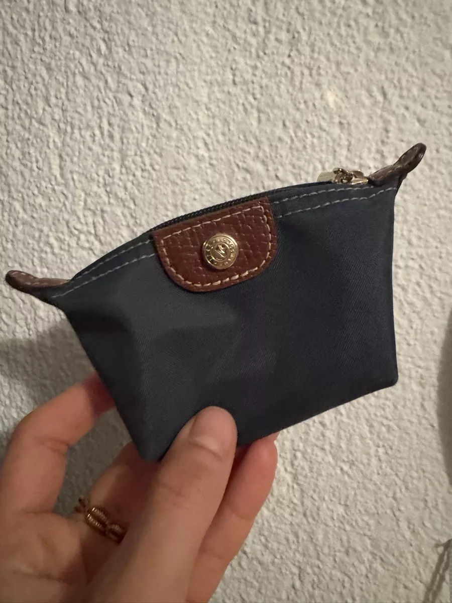 Longchamp Brieftaschen: Longchamp Täschchen – Gebraucht aus Buochs von nik_r7gm