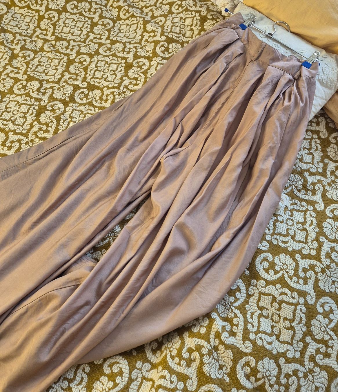Hosen: weite Culotte – Gebraucht aus Leissigen von ali_k9v8 2