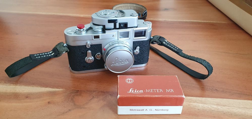 Leica Appareil photo: Leica Meter MR-4 original rar Schwarz Painting neu mit OVP – Neuf avec emballage d'origine à Zürich par Leica.C89 1