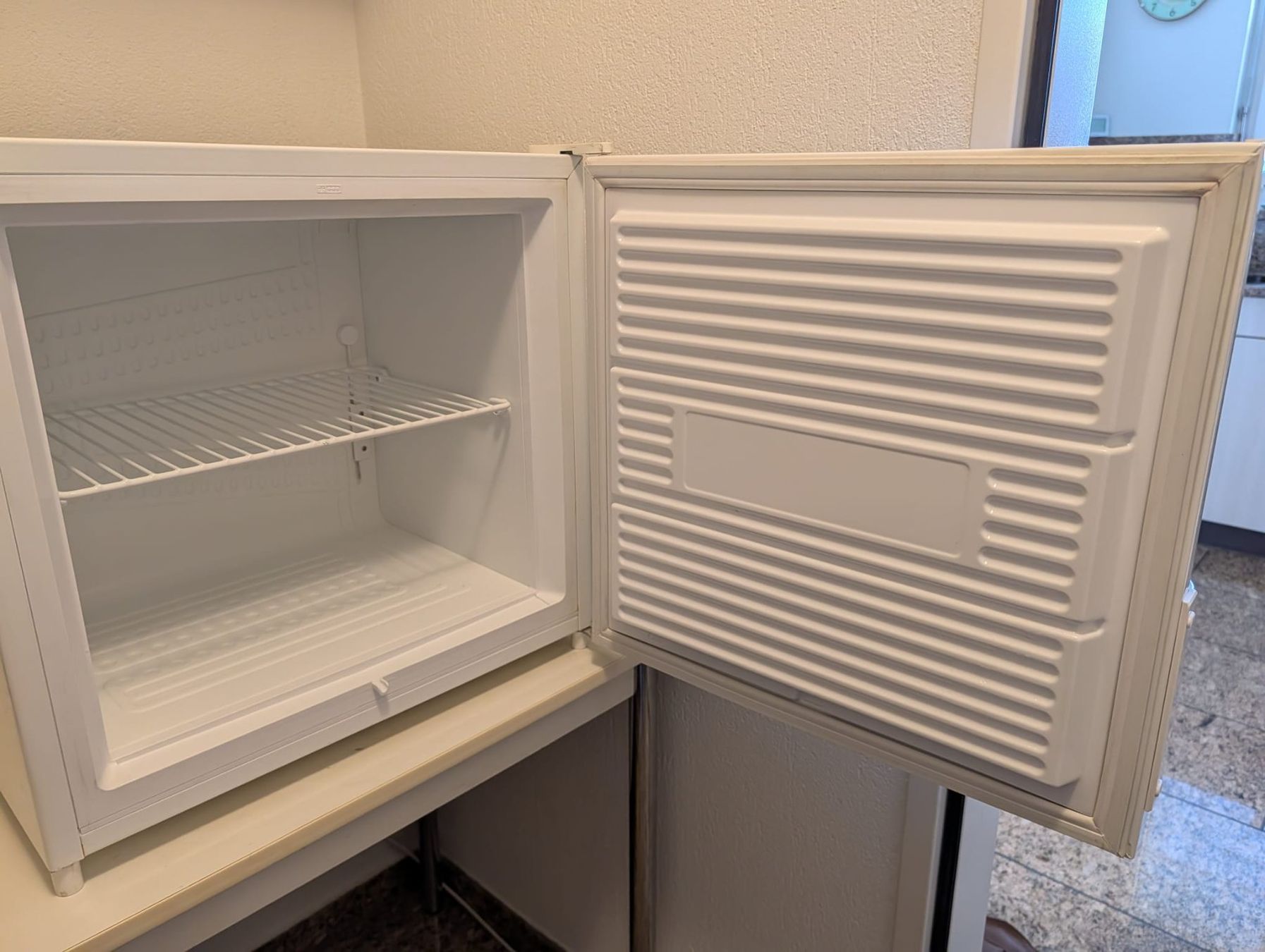 Electrolux Congélateurs: Gefrierschrank - Electrolux TG 050 – D'occasion à Ennetbaden par Manachan 3