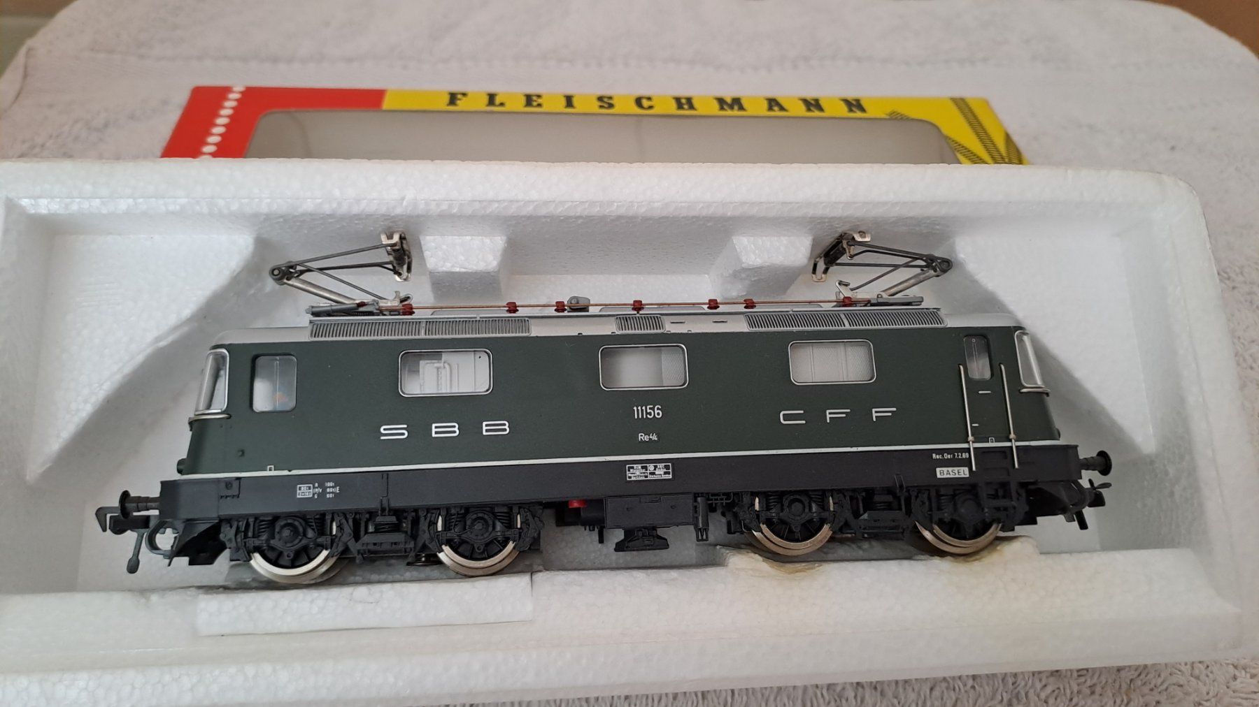 Fleischmann Modellini di ferrovie: Fleischmann SBB Re 4/4 H0 GL/13 – Usato da Winterthur venduto da Riebeli333