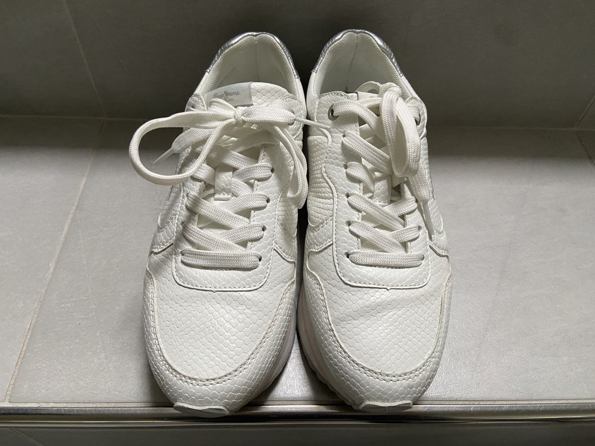 Pepe Jeans Damenschuhe: Pepe Jeans Sneaker – Gebraucht aus Büsserach von vimeco.43