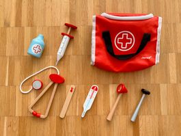 Janod Arztkoffer aus Holz – Kinder Arztset (8-tlg)