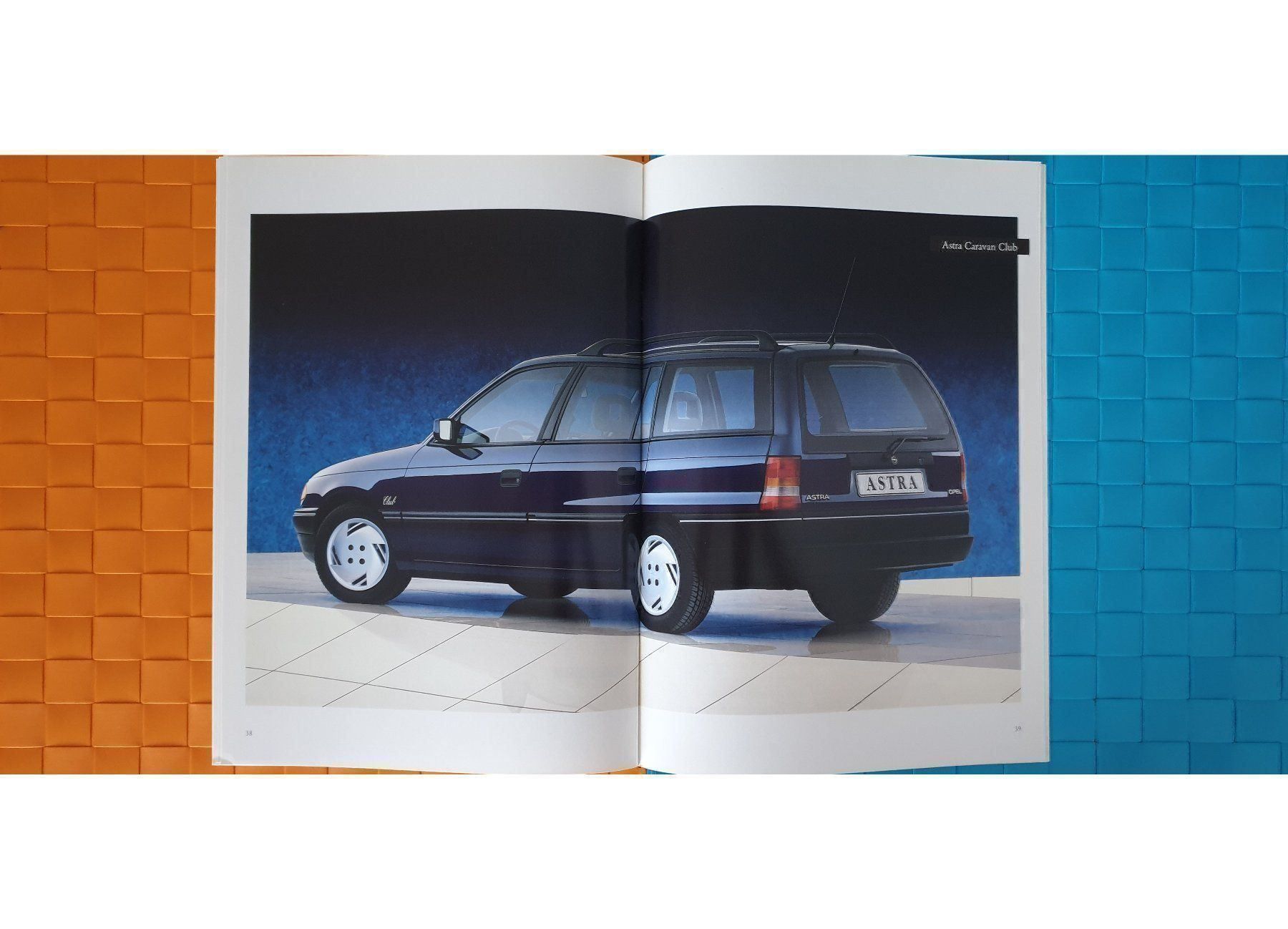 Riviste & Magazine: OPEL ASTRA 1991 - Prospekt / Katalog – Nuovo (secondo la descrizione) da Viganello venduto da CARLiteratur 7