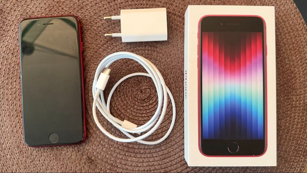 Apple Telefoni cellulari / Smartphones: I Phone SE 2022 – Usato da Küsnacht ZH venduto da hypocos