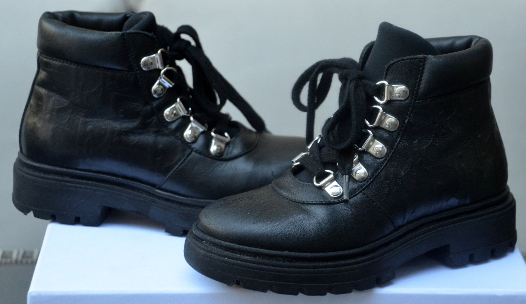 Dior Scarpe per ragazzi: Christian Dior Boots / bottes  .29 – Usato da Collonges venduto da Auganien