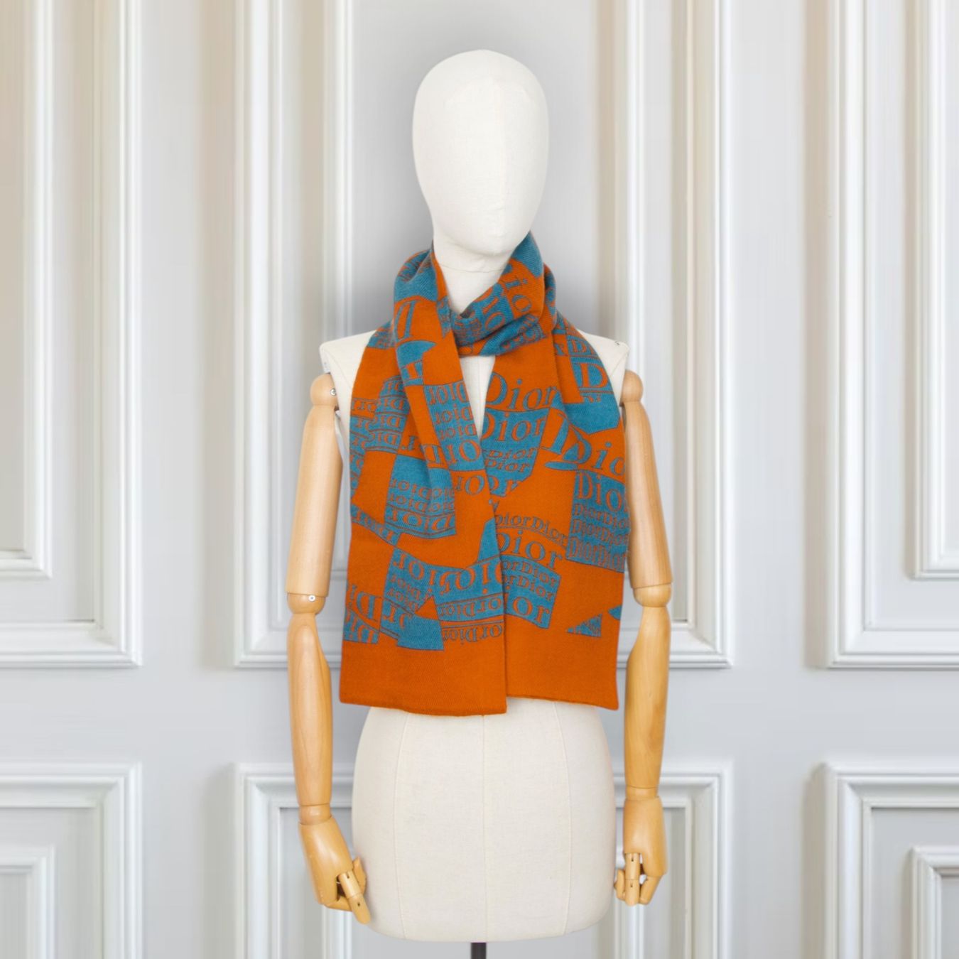 Dior Foulards & écharpes: Dior Wollschal orange/blau – D'occasion à Binningen par Designerlabels 1