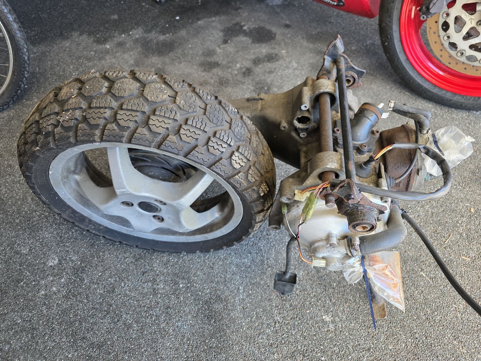 Yamaha Scooters: Yamaha Aerox Motor mit Hinterrad – Gebraucht aus Schafisheim von onezillion 2