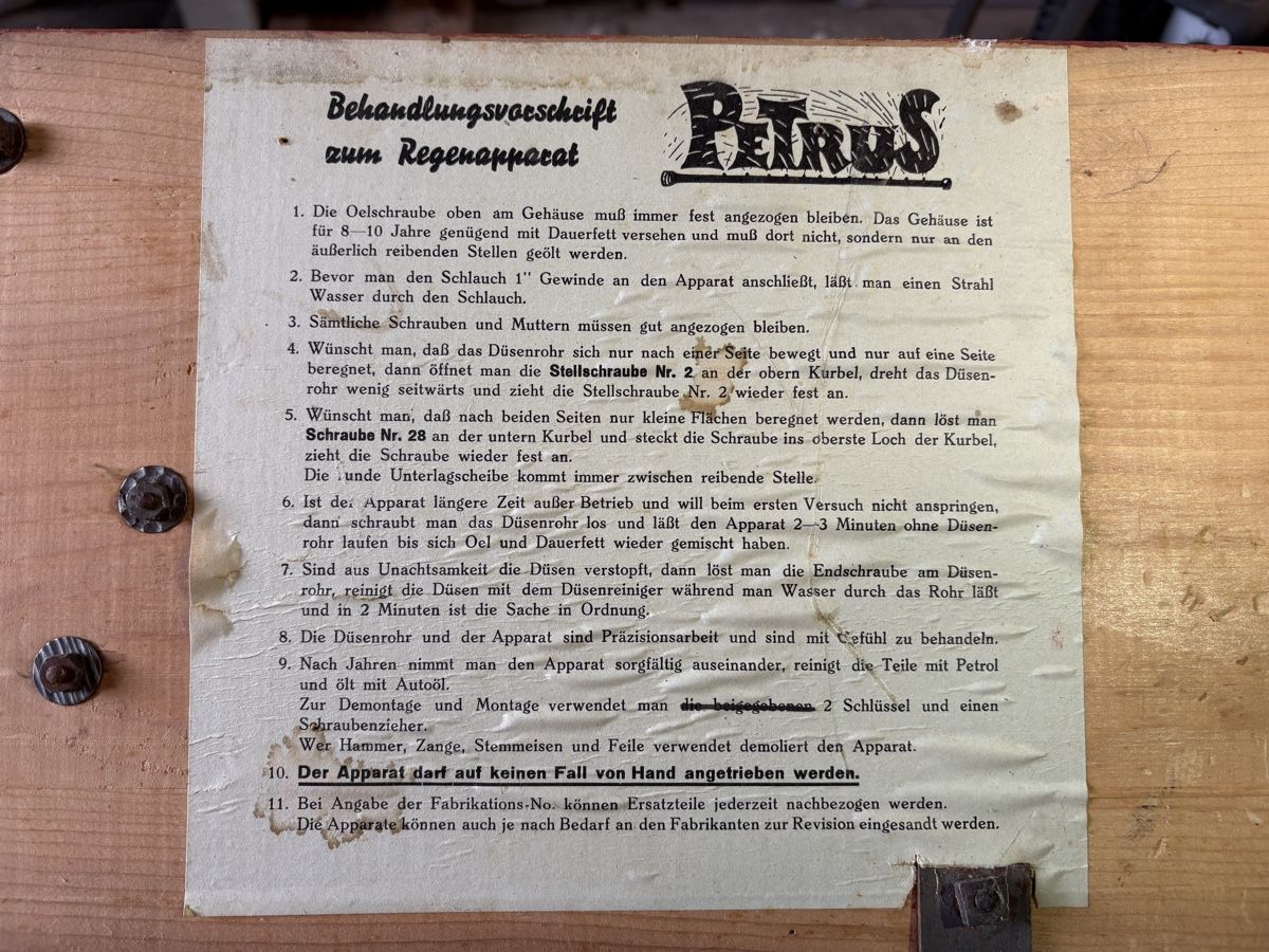 Alle Werkzeuge: Rasensprengkler Petrus antik – Gebraucht aus Grenchen von nethy 1