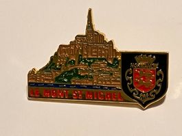 1 Pin Le Mont St. Michel