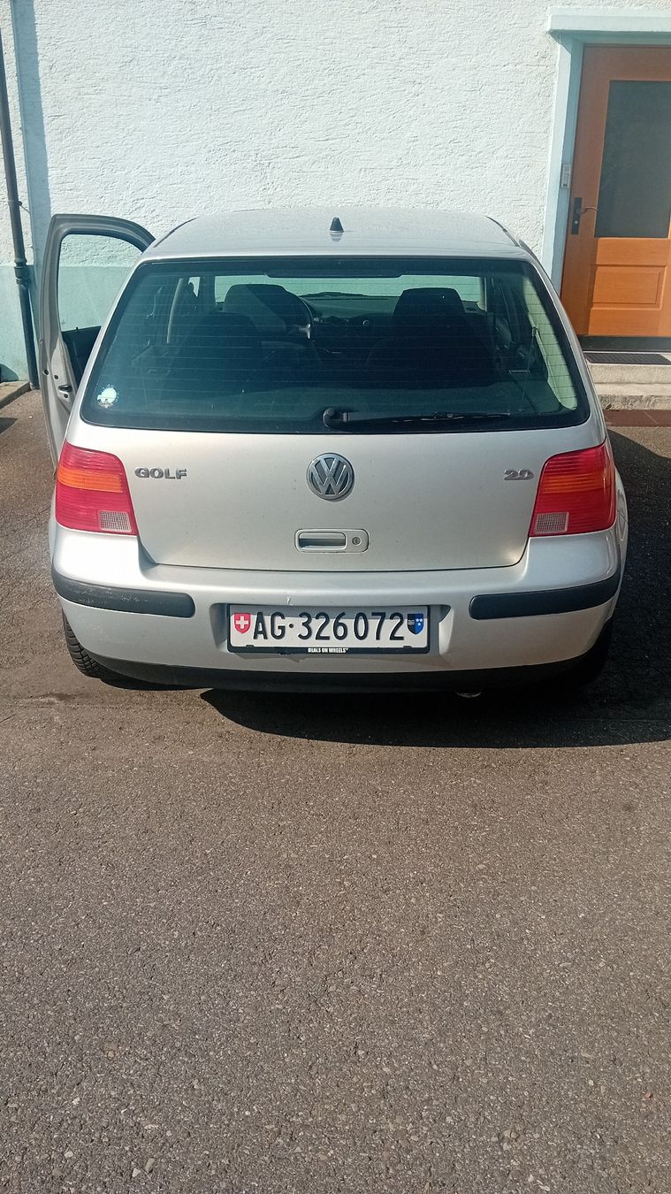 VW Autos: Golf IV ab Platz – D'occasion à Wettingen par Fabio861 4