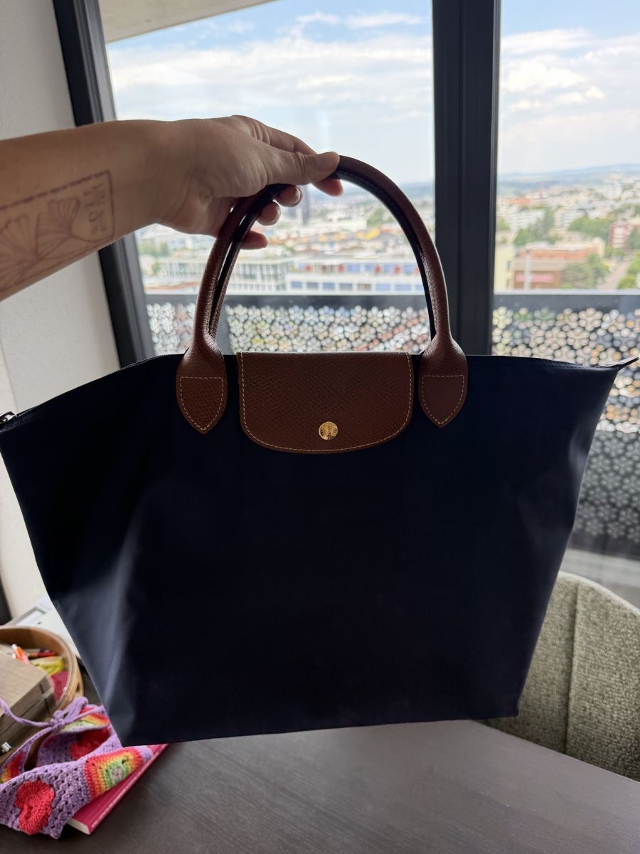 Longchamp Sacs femmes: Longchamp Le Pliage Original Navy Medium Handbag – Excellent – Neuf (Voir description) à Dübendorf par gozdikov 1