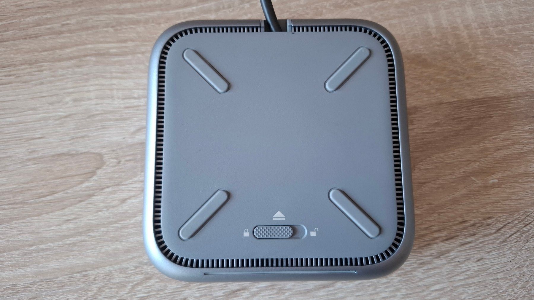 Hewlett Packard Docking station: HP Thunderbolt 4 100W G6 Dock – Usato da Lützelflüh-Goldb venduto da Procyon7.pk 6