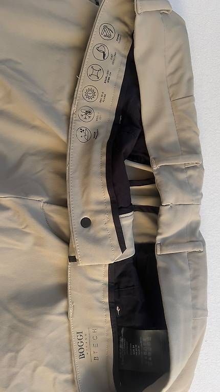 Hosen: Boggi Milano BTECH Hose Gr.54 180/96 Neupreis ca CHF 239 – Gebraucht aus Baden von FraeuleinSonne 2