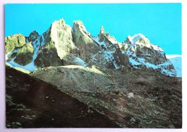 Sciora-Gruppe mit SAC-Hütte