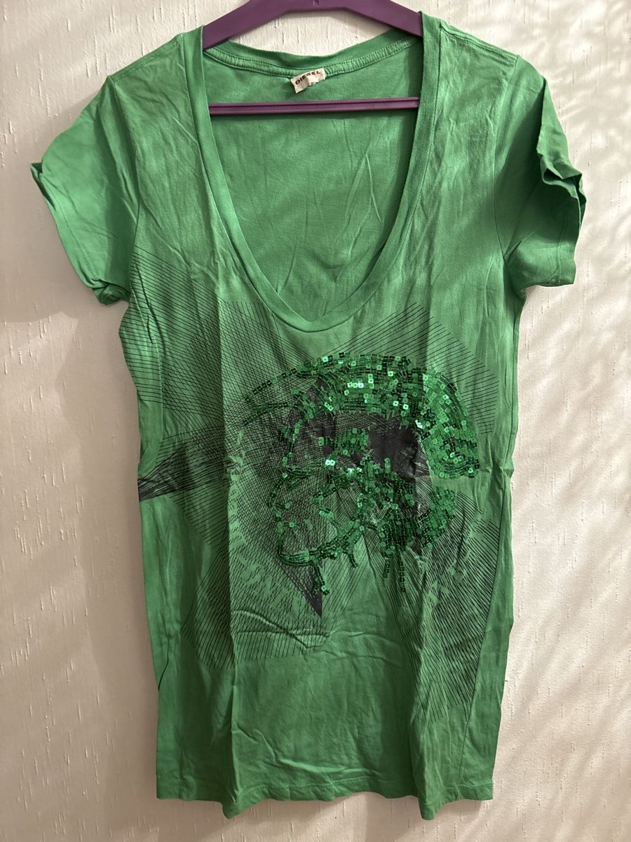 Diesel Top: Diesel – Nuovo (secondo la descrizione) da Pully venduto da Kalissa