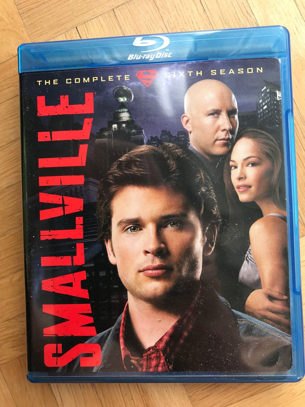 Tutti i DVDs: Smallville - The Complete Sixth Season - Blu-ray – Nuovo (secondo la descrizione) da Zürich venduto da Malcom