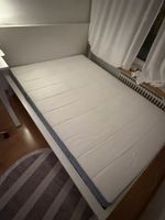 Bettgestell weiss mit Lattenrost MIT Matratze