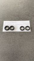Dinky Toys 4 pneus pour De Tomaso Mangusta, réf 187